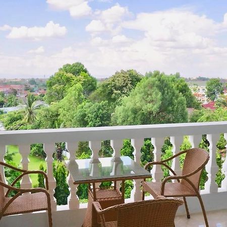 Apartamento The Park Vientiane Ban Nongdouang Exterior foto